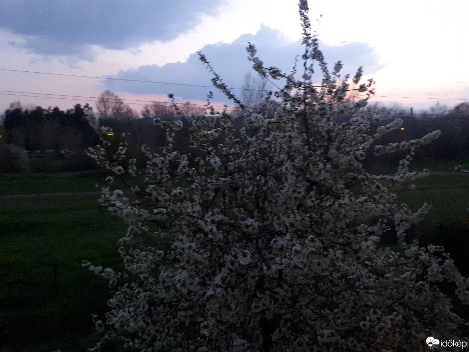 Vác