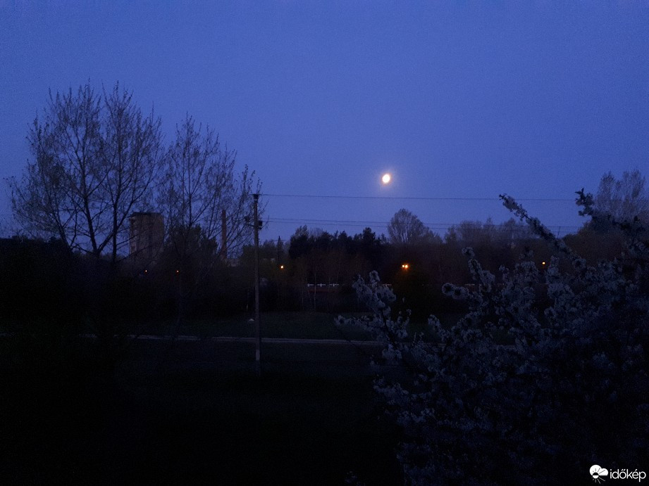 Vác