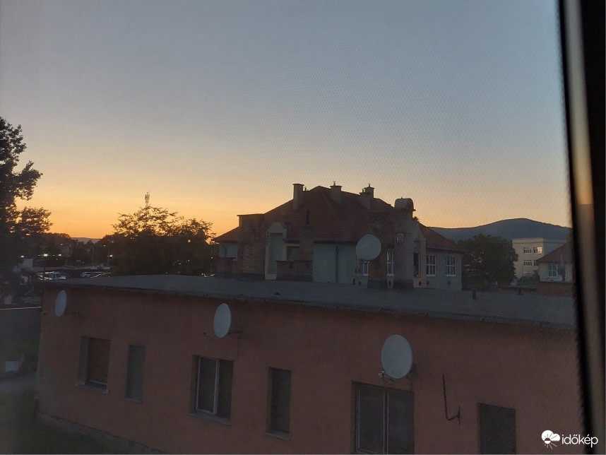 Vác
