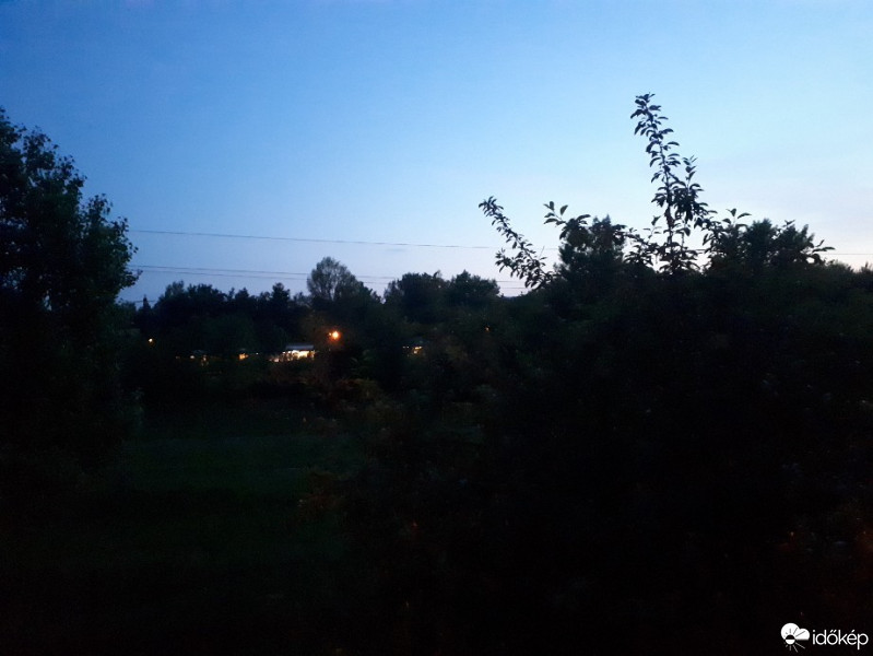 Vác