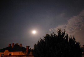 Vác