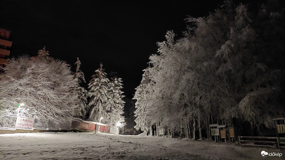 Kékestető fehérbe öltözött 