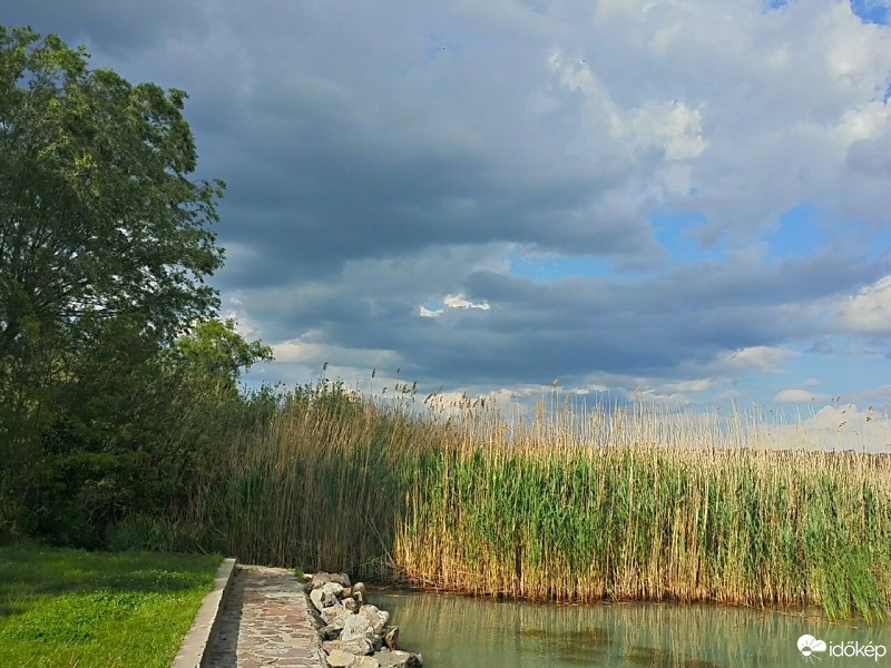Balatonfűzfő