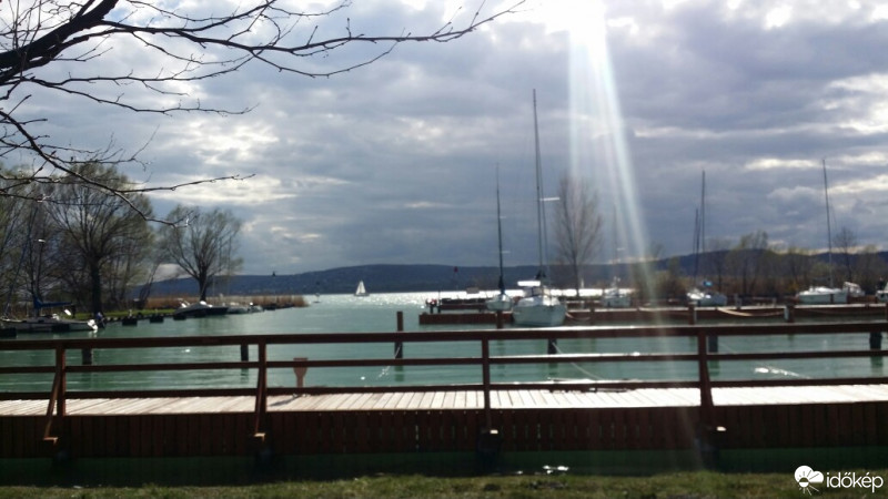 Balatonfűzfő