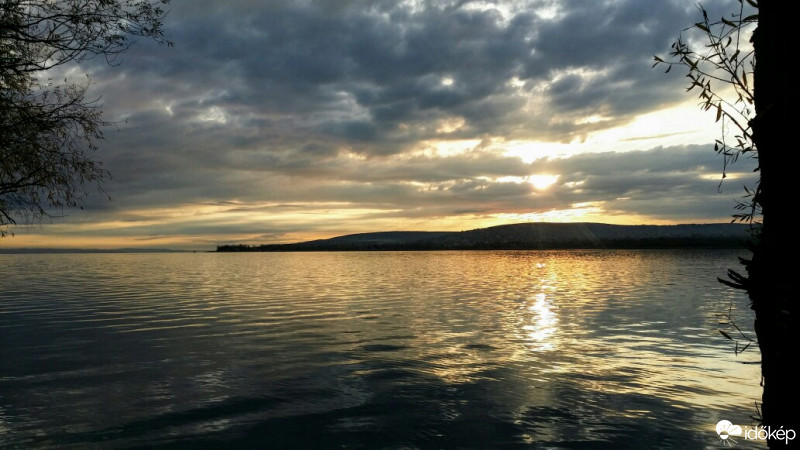 Balatonfűzfő