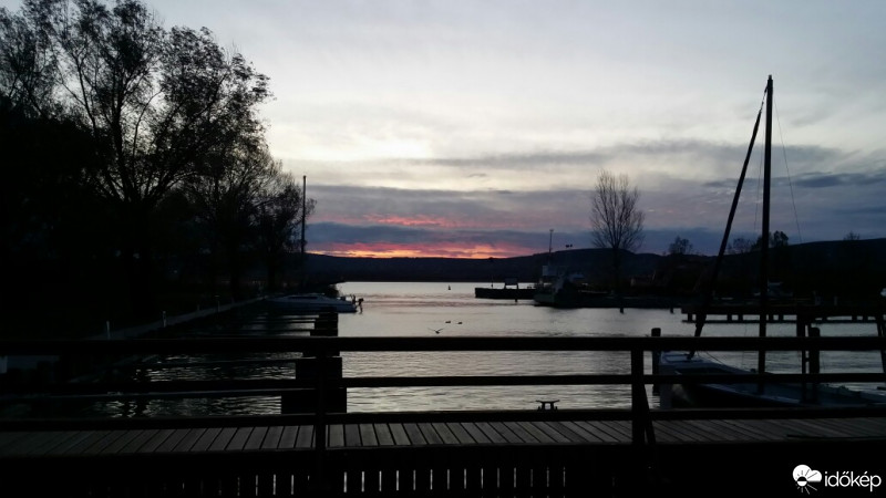 Balatonfűzfő