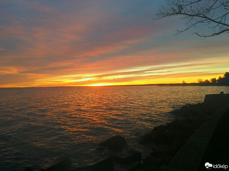 Balatonfűzfő