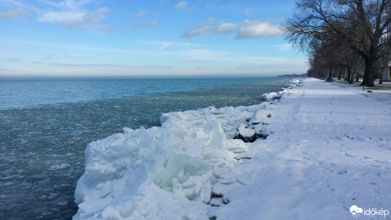 Balatonfűzfő