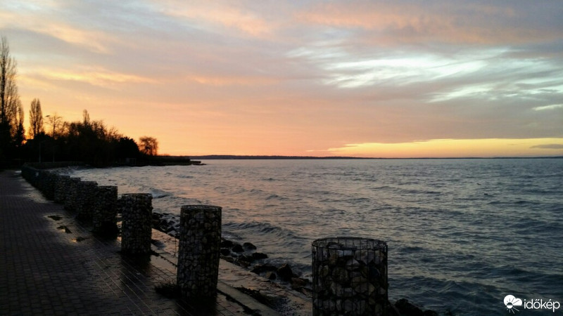 Balatonkenese