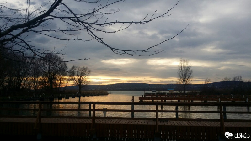 Balatonfűzfő