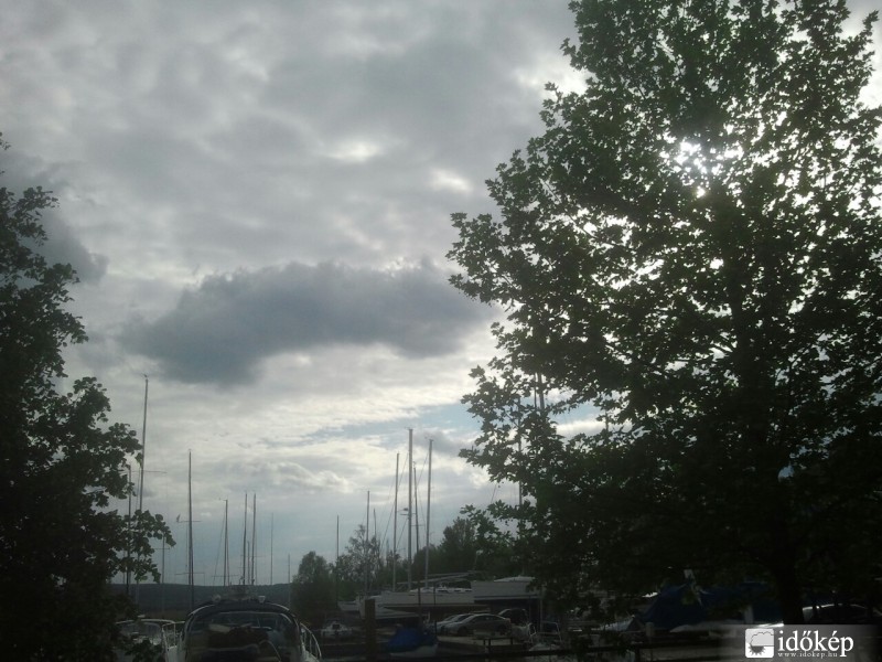 Balatonfűzfő