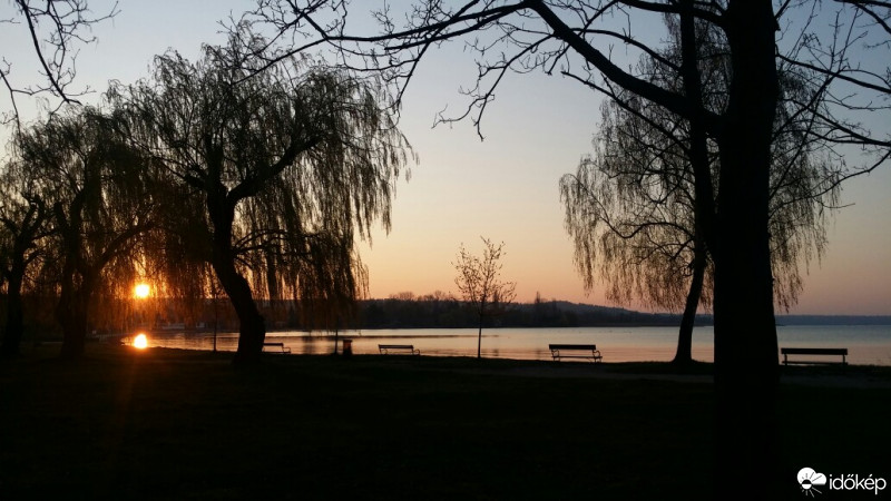 Balatonfűzfő