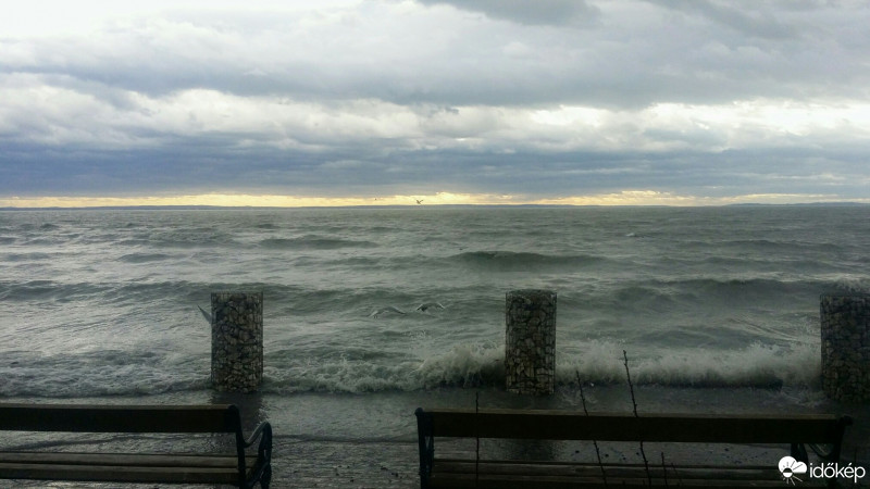 Balatonfűzfő