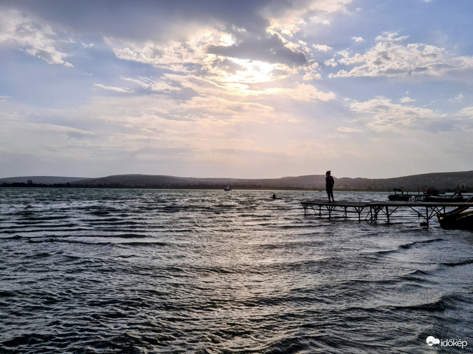 Balatonfűzfő
