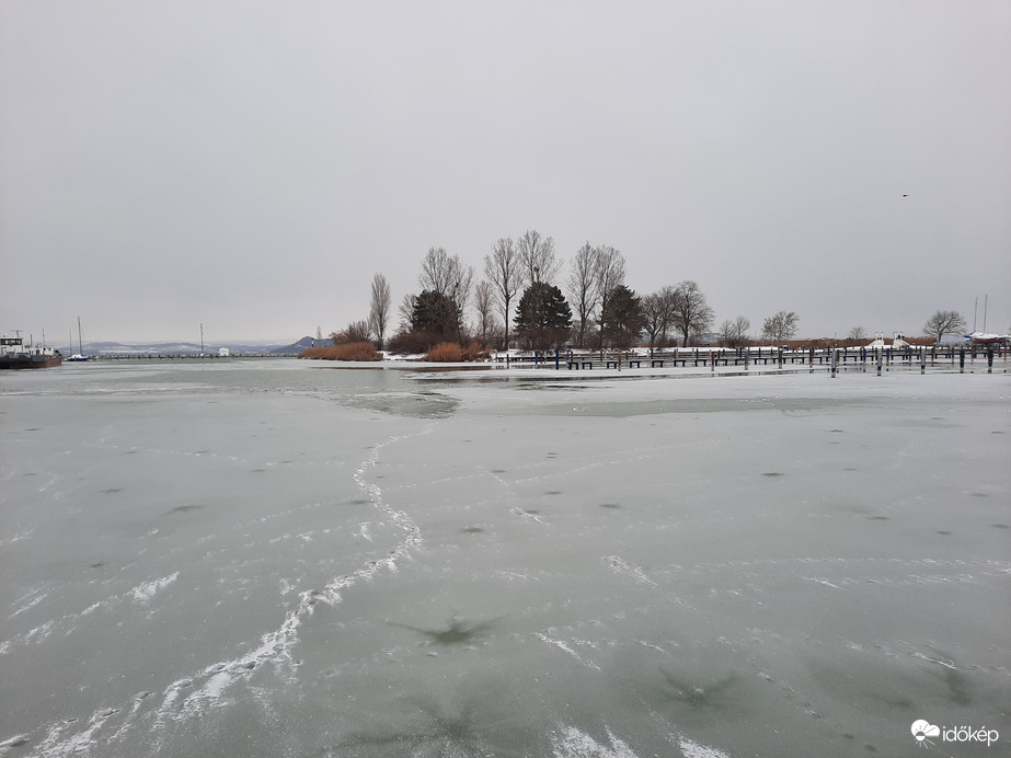 Balatonföldvári jegesedés 