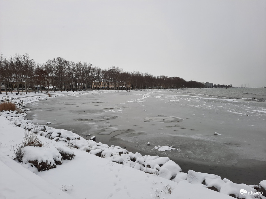 Balatonföldvári jegesedés 