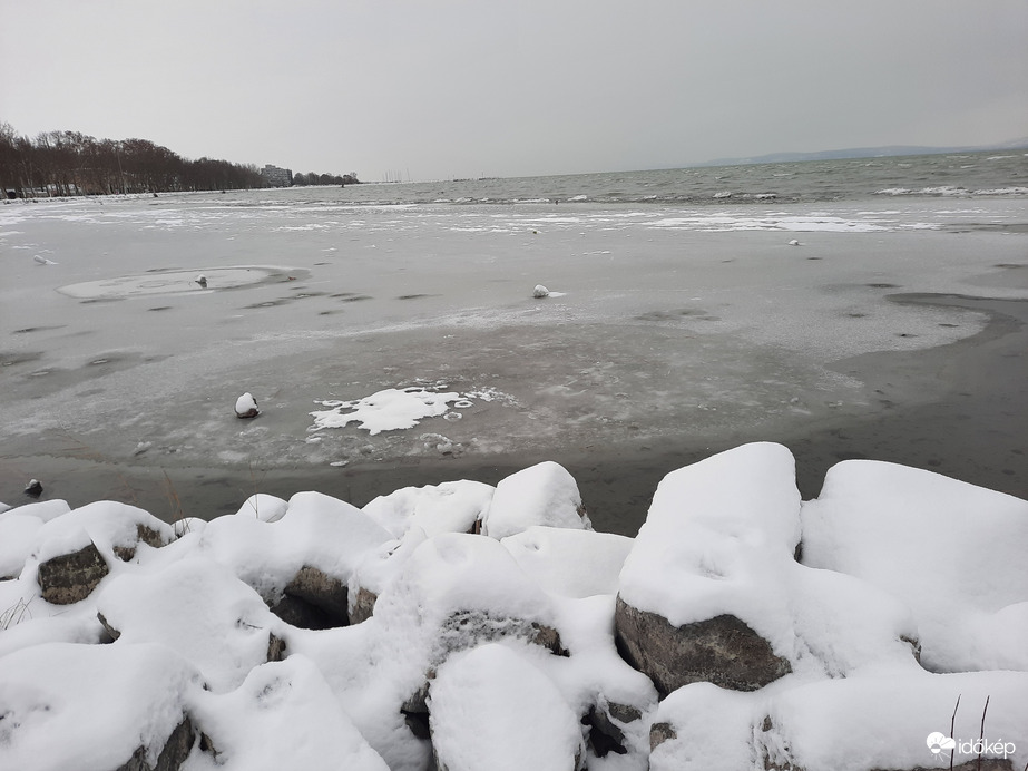 Balatonföldvári jegesedés 
