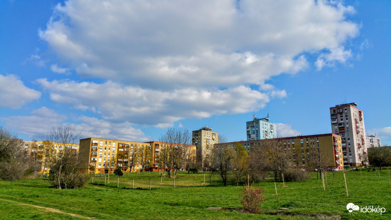 Gomolyfelhős Pécs