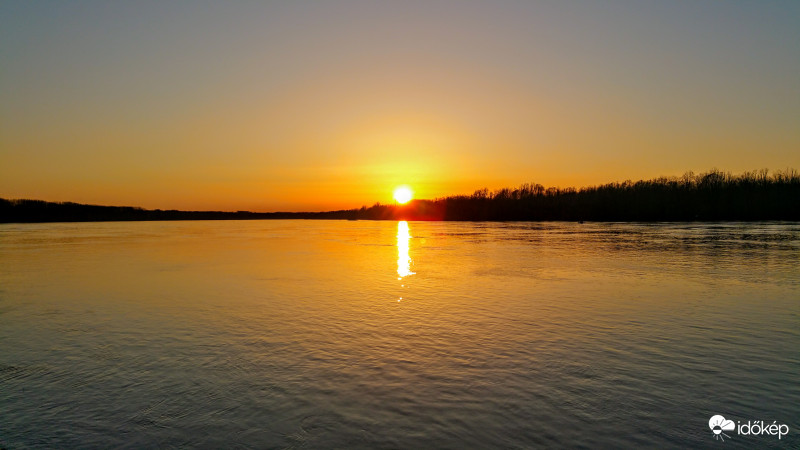 Bajai naplemente